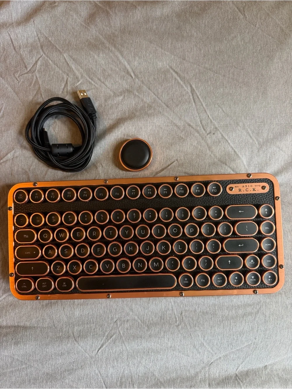 Retro Mechanical USB Keyboard in Metallic Orange